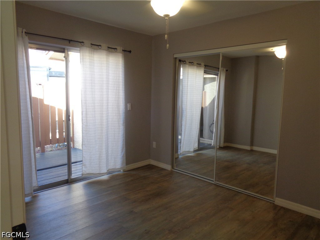 3 Bed SingleFamilyResidence for Sale in Royal Woods, photo 9