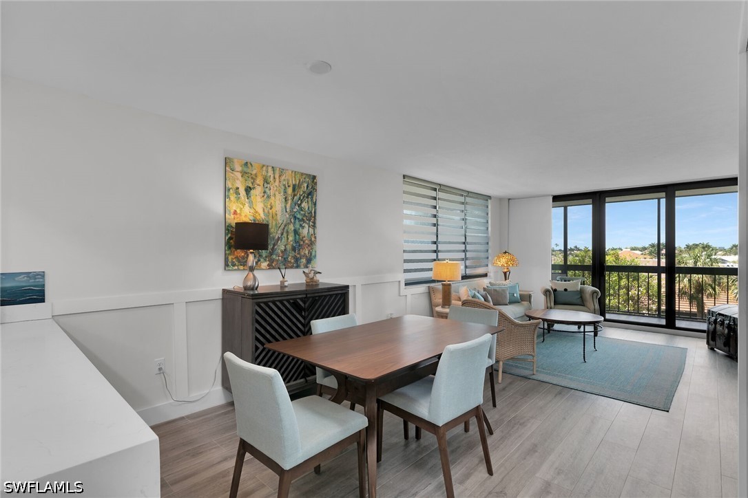 2 Bed Waterfront Home for Sale in Marco Island, photo 9