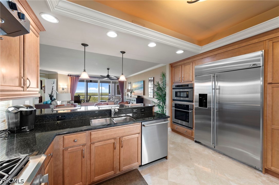 3 Bed Waterfront Home for Sale in Naples, photo 9