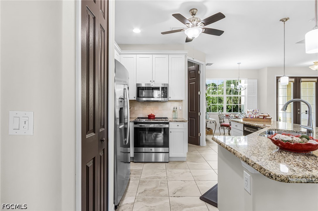 3 Bed SingleFamilyResidence for Sale in St James City, photo 9