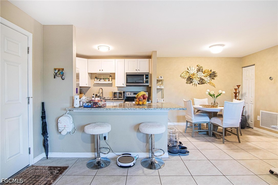 3 Bed Pool Home for Sale in Royal Woods, photo 9