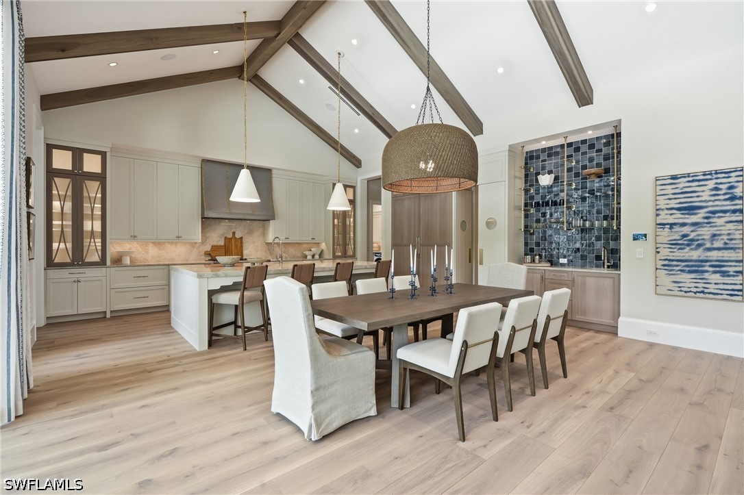 4 Bed Pool Home for Sale in Park Shore, photo 9