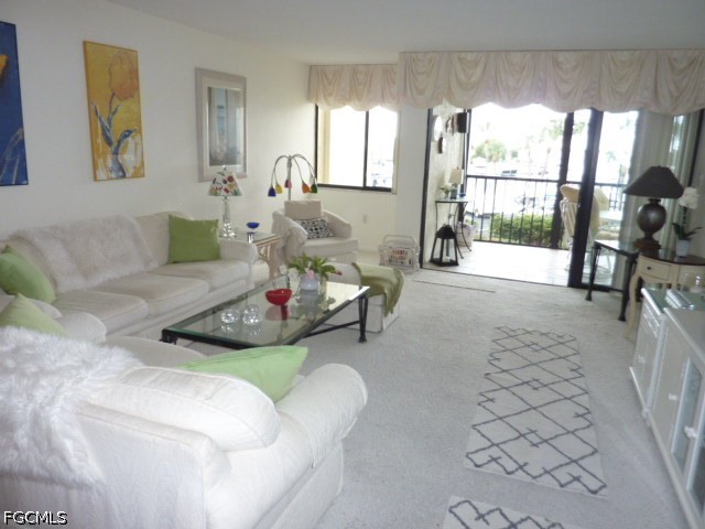 2 Bed Condominium for Sale in Fort Myers, photo 9