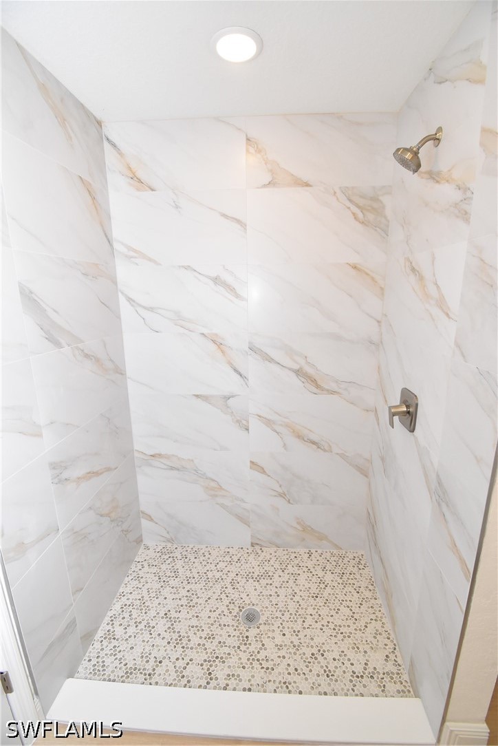 4 Bed SingleFamilyResidence for Sale in North Port, photo 9