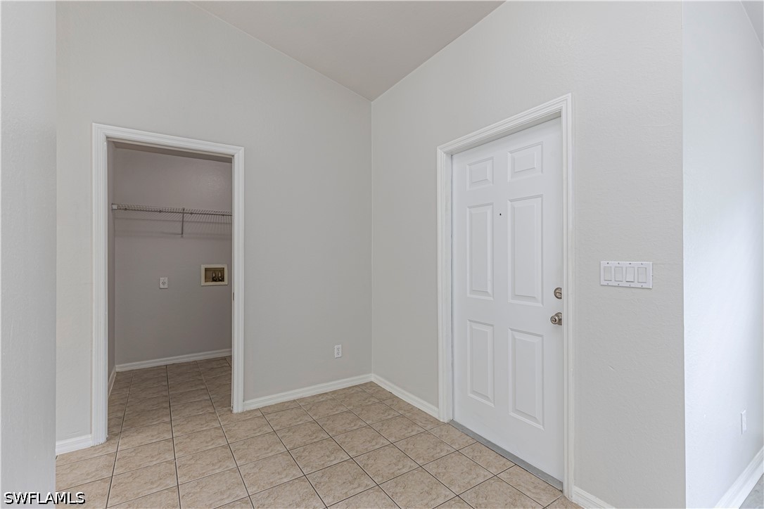 3 Bed SingleFamilyResidence for Sale in Greenbriar, photo 9