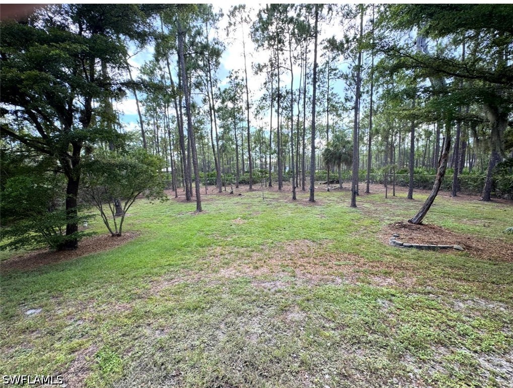 3 Bed SingleFamilyResidence for Sale in Lehigh Acres, photo 9