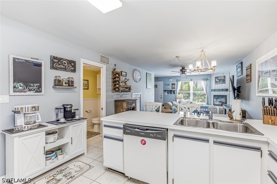 2 Bed Condominium for Sale in Marco Island, photo 9