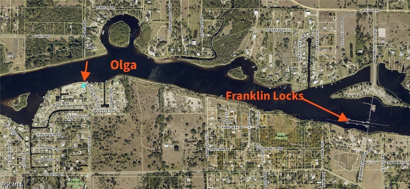 2 Bed Waterfront Home for Sale in Fort Myers, photo 9