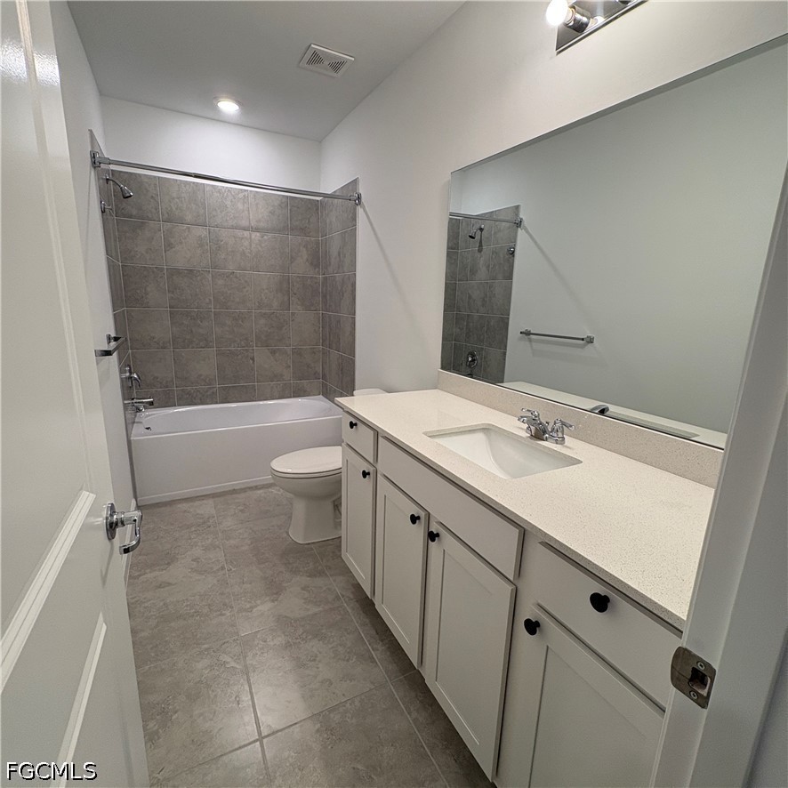 3 Bed Townhouse for Sale in Cape Coral, photo 9