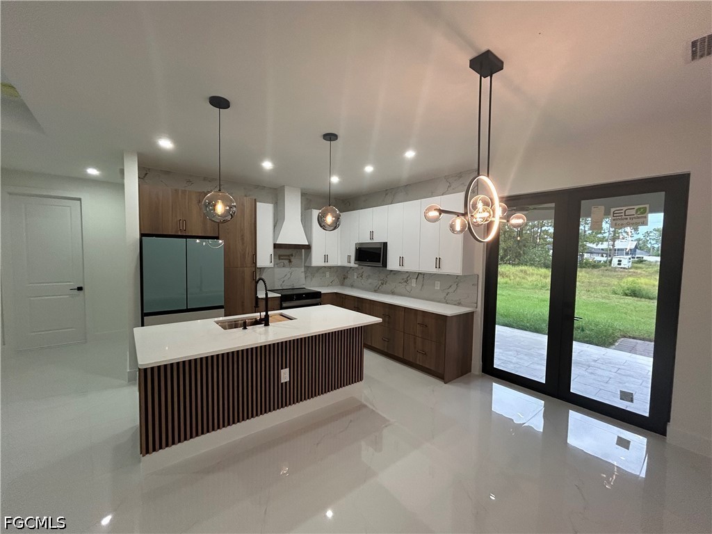 3 Bed SingleFamilyResidence for Sale in Lehigh Acres, photo 9
