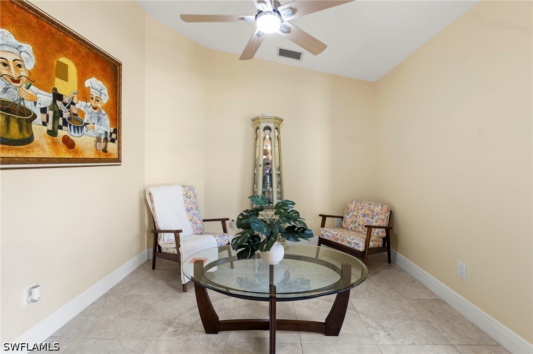 3 Bed SingleFamilyResidence for Sale in Naples, photo 9