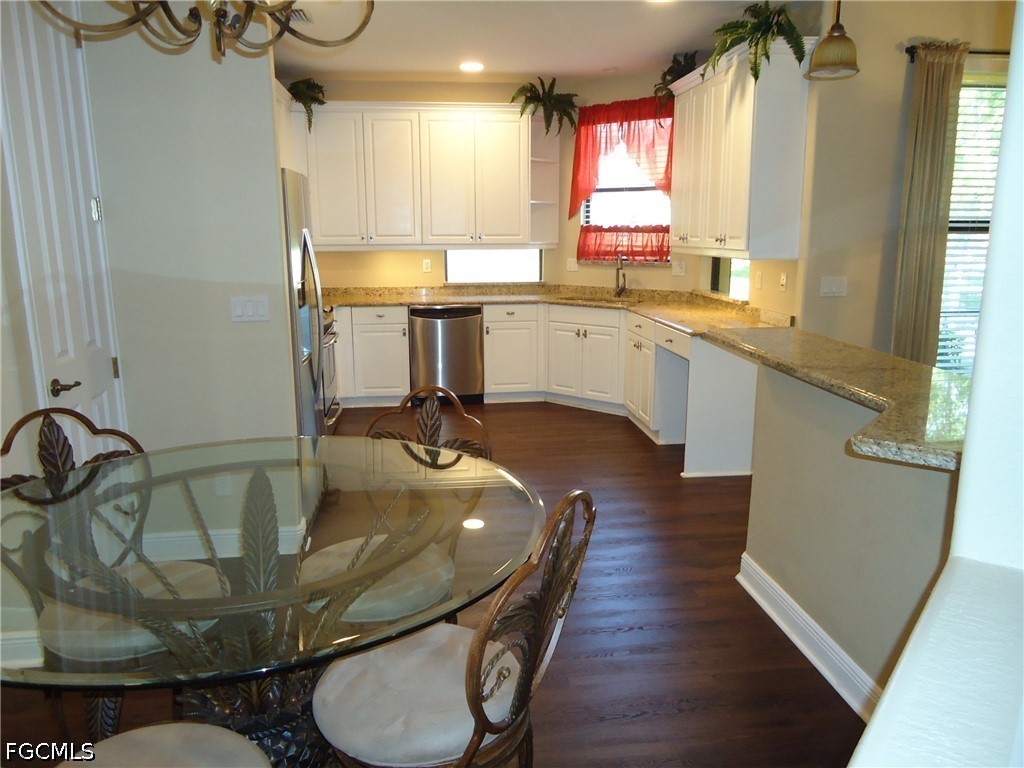 3 Bed Waterfront Home for Sale in Fort Myers, photo 9