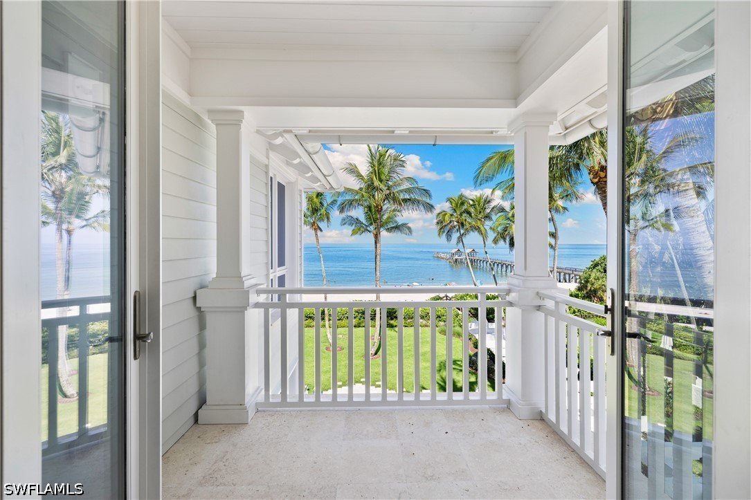 5 Bed Pool Home for Sale in Olde Naples, photo 9