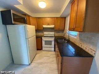 2 Bed Duplex for Sale in Bonita Springs, photo 9