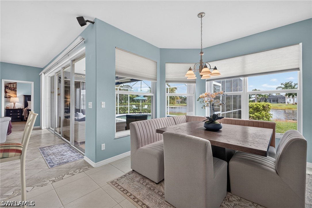 3 Bed Pool Home for Sale in Meadowbrook, photo 9