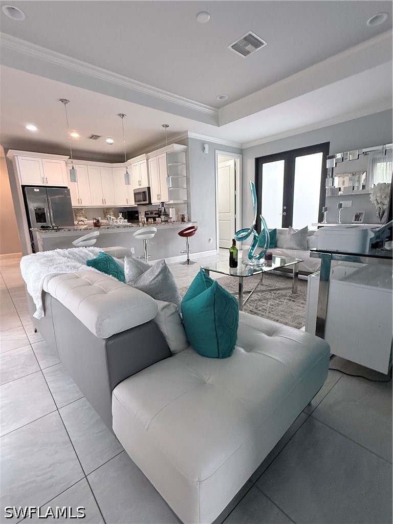 3 Bed SingleFamilyResidence for Sale in Naples, photo 9