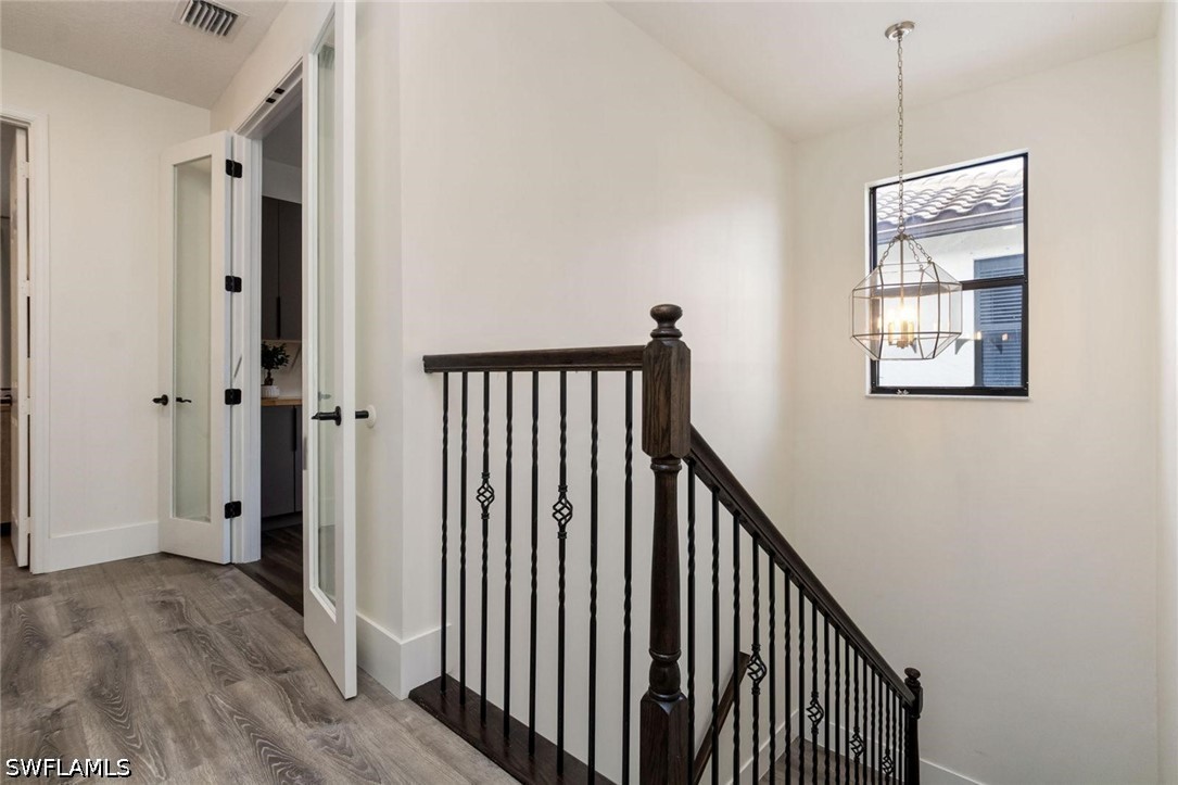 3 Bed SingleFamilyResidence for Sale in Naples, photo 9