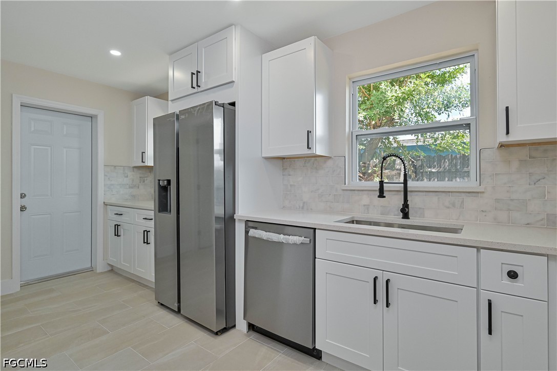 4 Bed SingleFamilyResidence for Sale in Rainbow Groves, photo 9