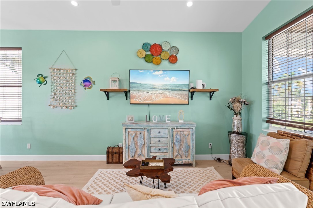 3 Bed Waterfront Home for Sale in Tarpon Bend Unrec, photo 9