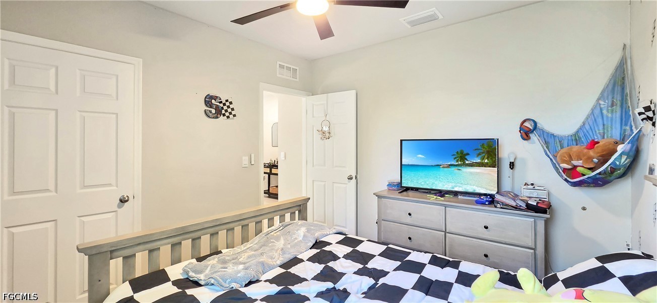 3 Bed SingleFamilyResidence for Sale in Cape Coral, photo 9