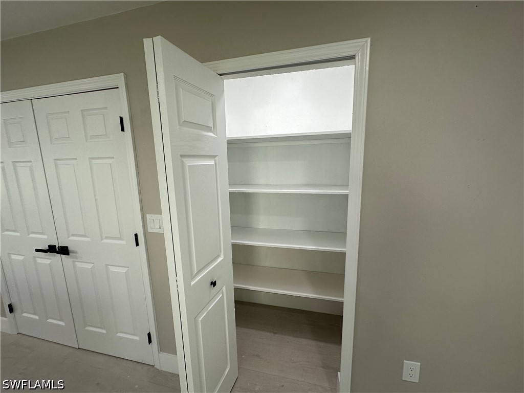 2 Bed Waterfront Home for Sale in Fort Myers, photo 9