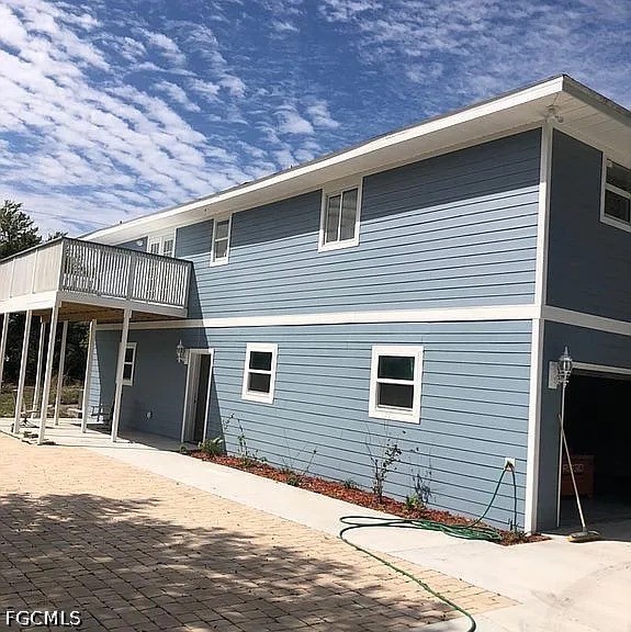 4 Bed SingleFamilyResidence for Sale in Harbor Heights, photo 9