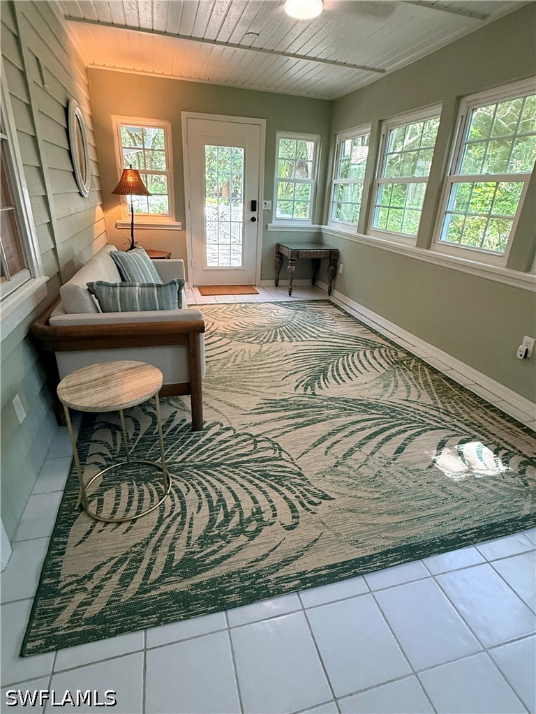 2 Bed SingleFamilyResidence for Sale in Not Applicable, photo 9