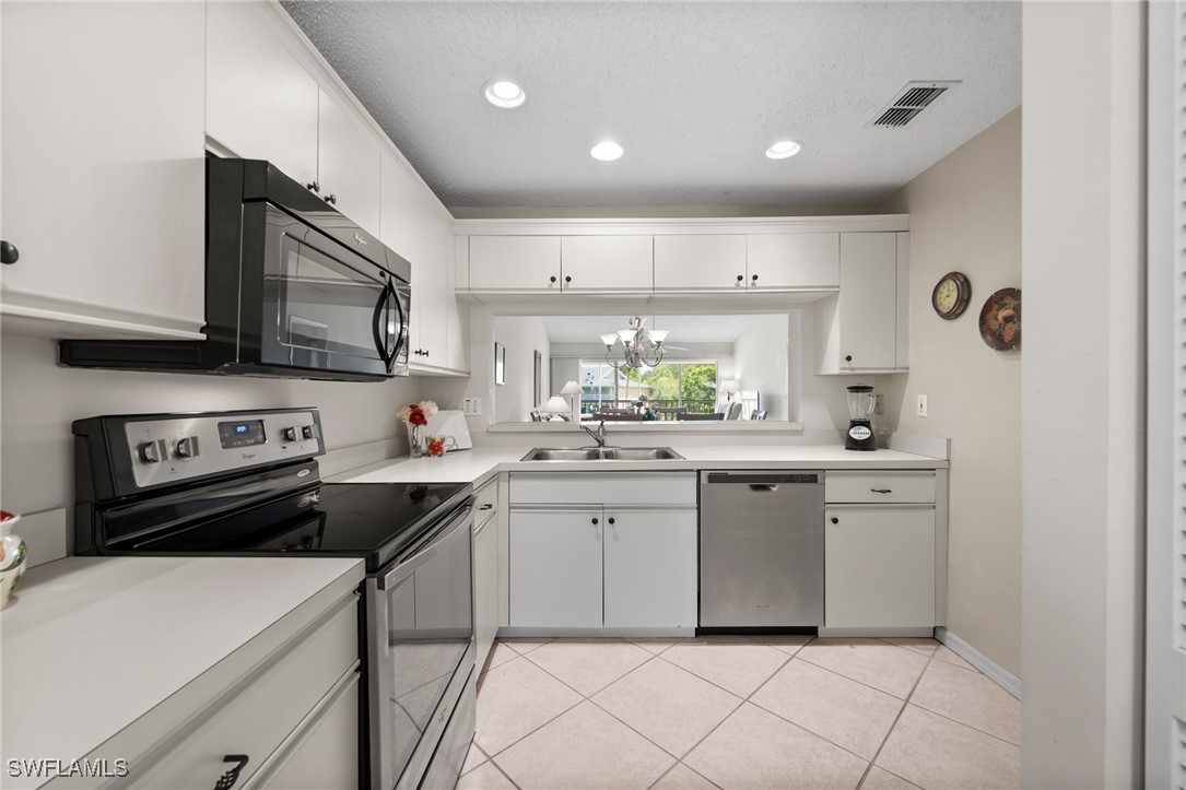 2 Bed Waterfront Home for Sale in Naples, photo 10