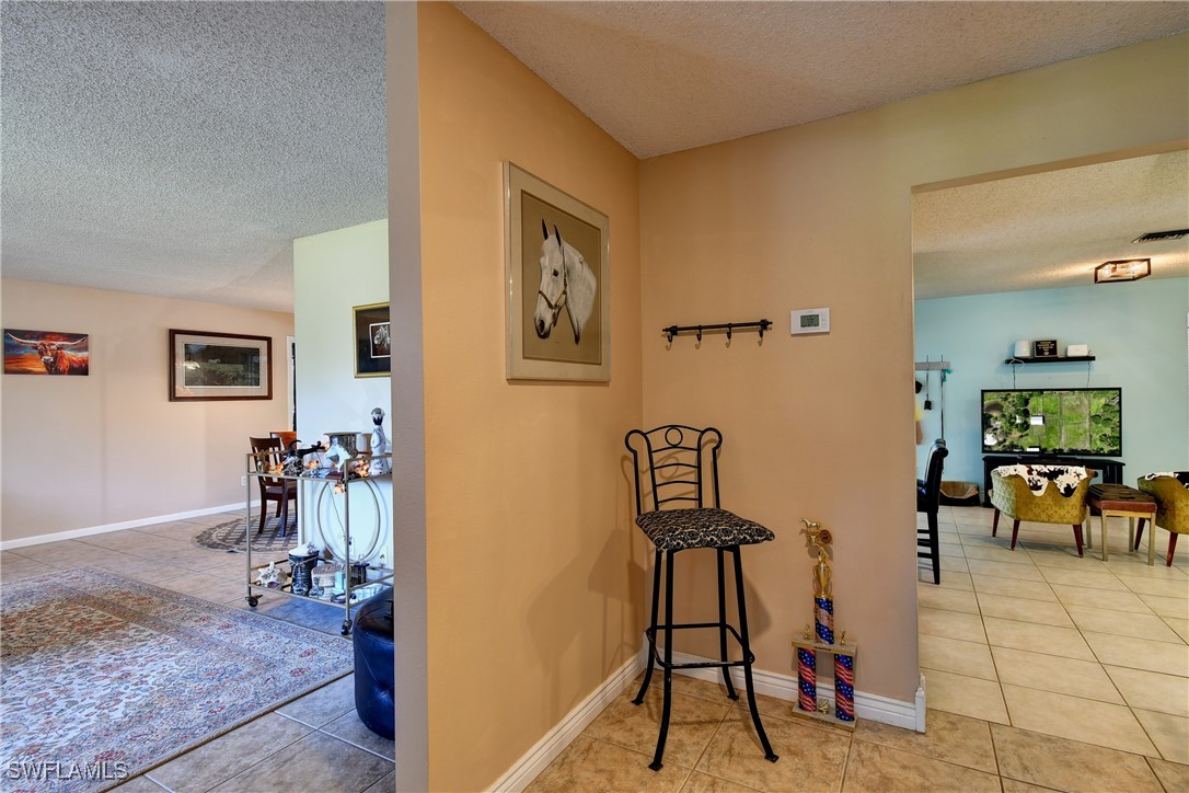 2 Bed SingleFamilyResidence for Sale in North Fort Myers, photo 10