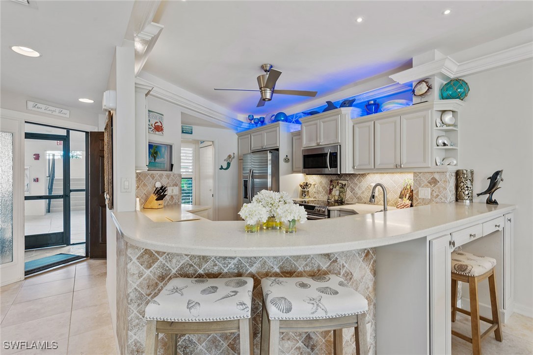 2 Bed Waterfront Home for Sale in La Peninsula, photo 10