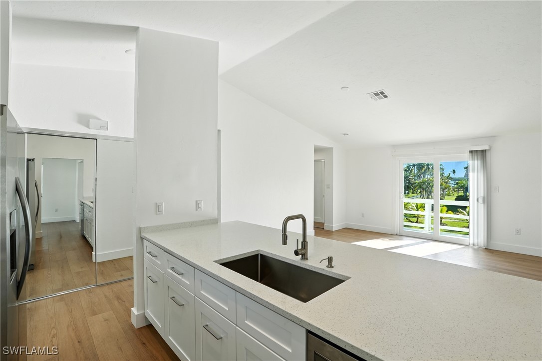 2 Bed SingleFamilyResidence for Sale in Bonita Beach, photo 10