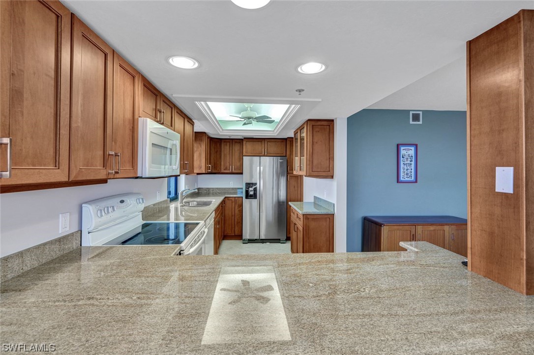 2 Bed Waterfront Home for Sale in Bay Harbor Club Condo, photo 10