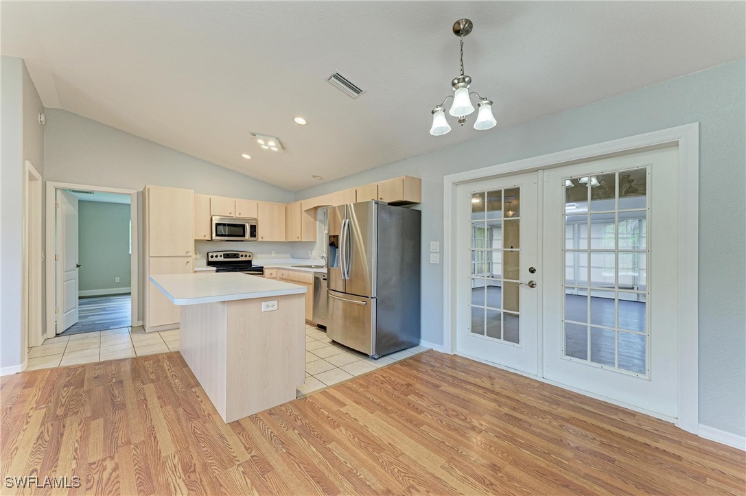 3 Bed SingleFamilyResidence for Sale in North Port, photo 10
