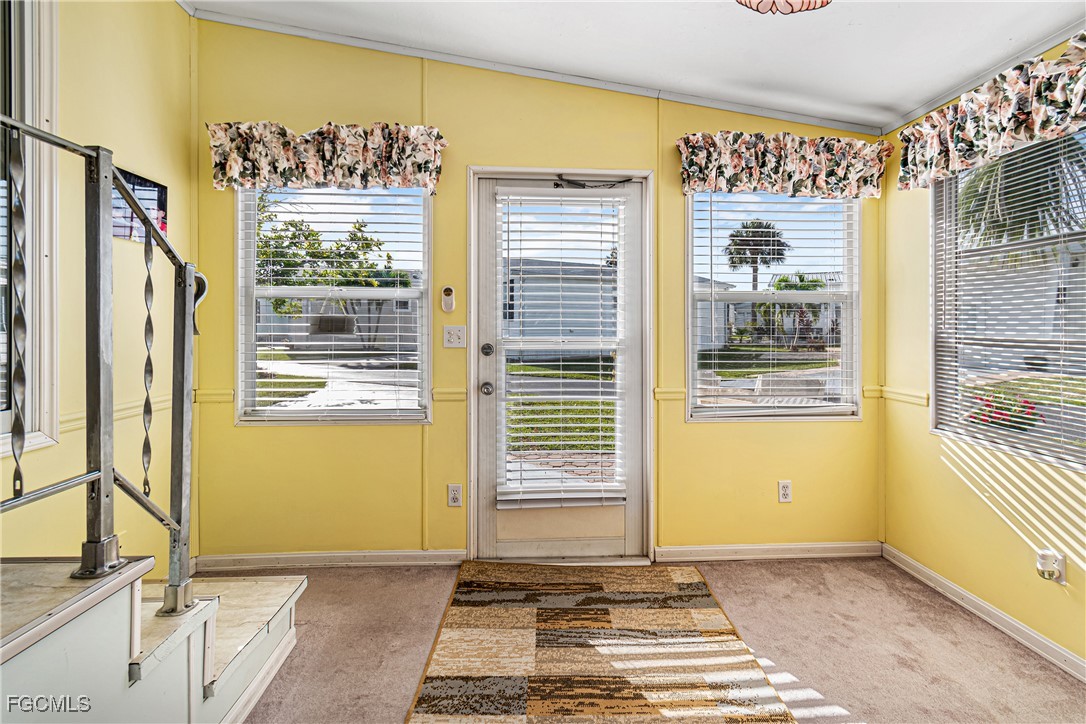 1 Bed ManufacturedHome for Sale in Estero, photo 10