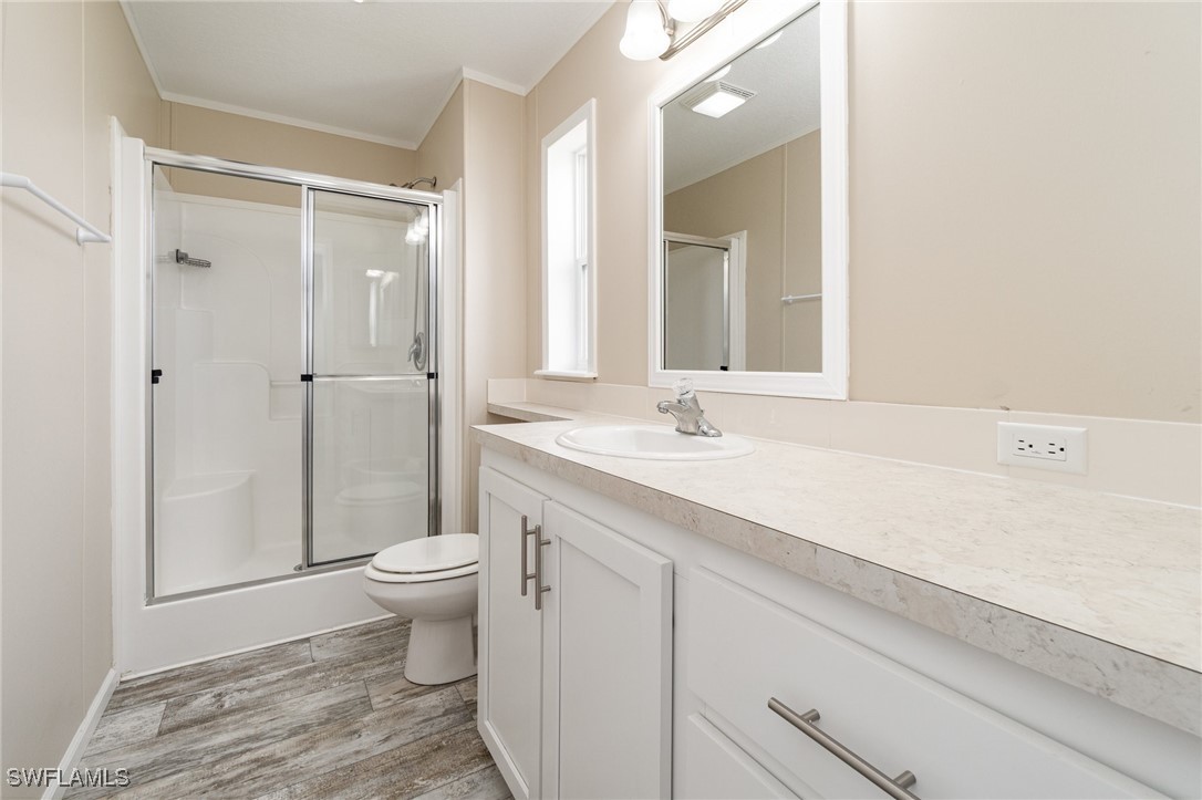 2 Bed ManufacturedHome for Sale in Fort Myers, photo 10