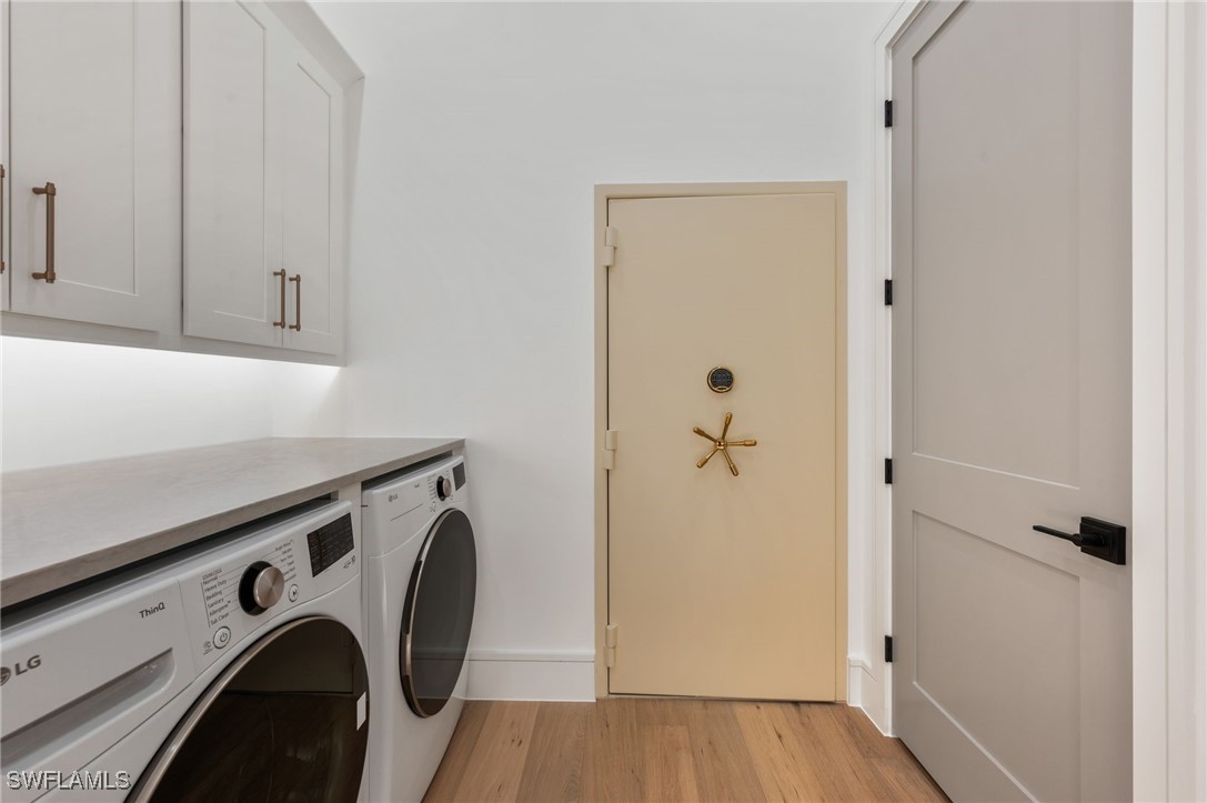 4 Bed Pool Home for Sale in Naples, photo 10