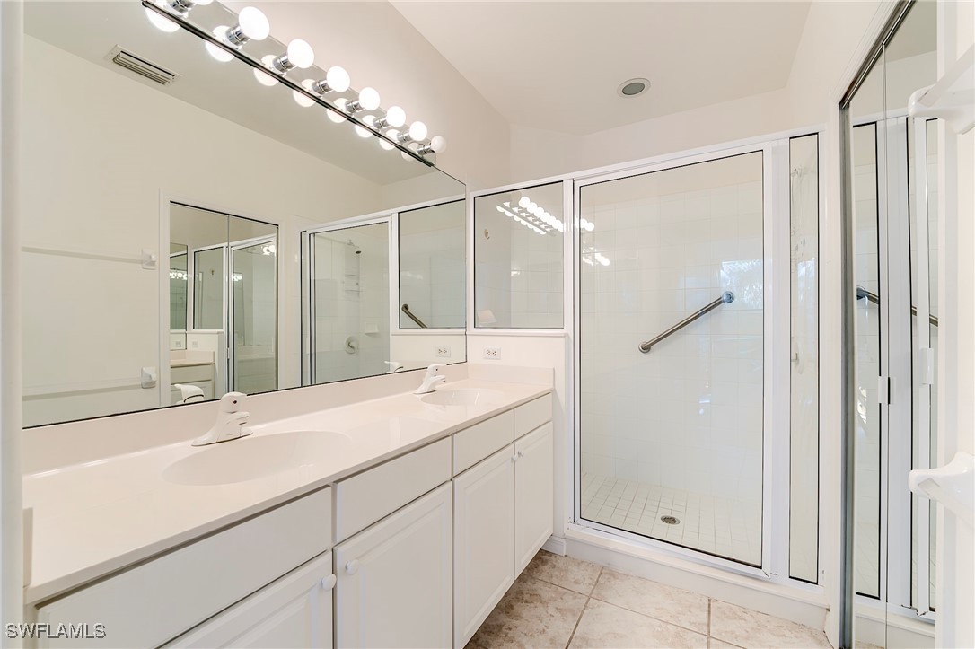 2 Bed Waterfront Home for Sale in Garden Lakes, photo 10