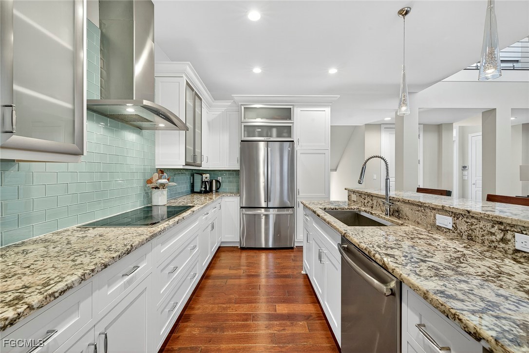 4 Bed Pool Home for Sale in Sanibel, photo 10