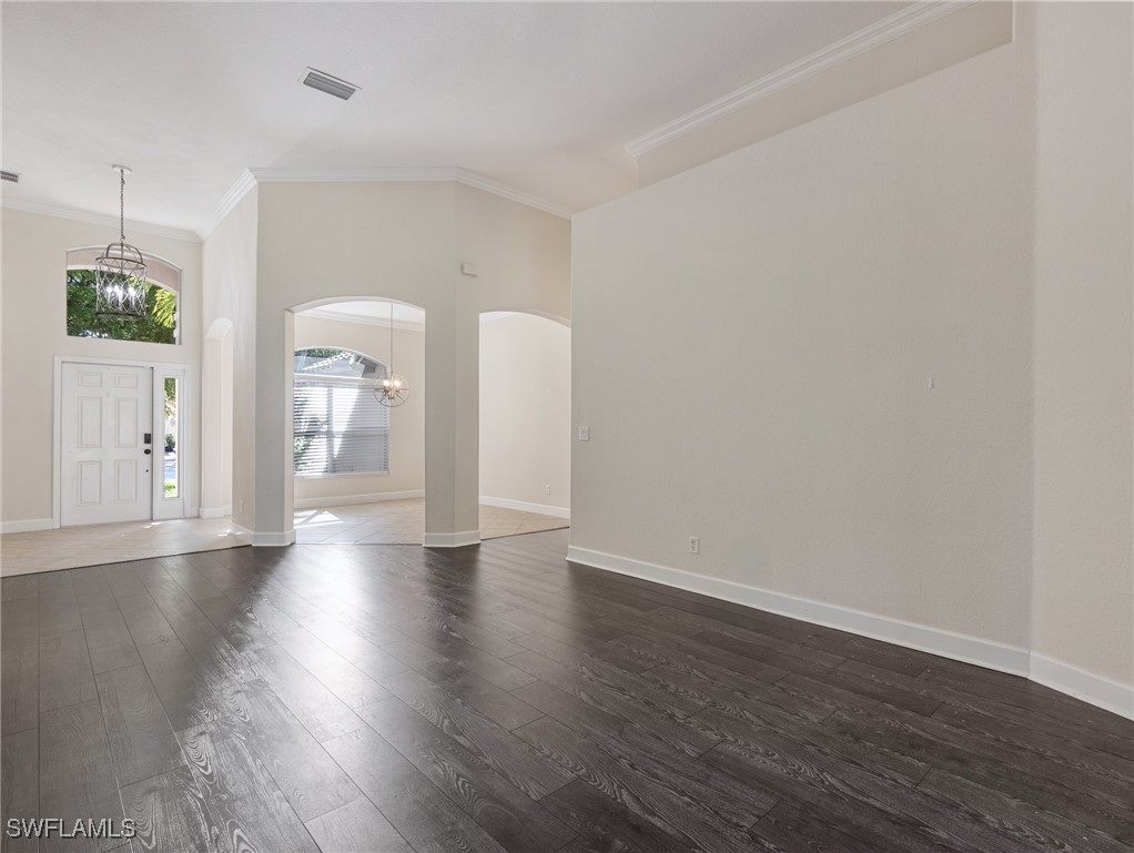 4 Bed SingleFamilyResidence for Sale in Estero, photo 10