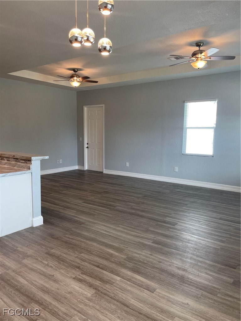 4 Bed SingleFamilyResidence for Sale in Lincoln Park, photo 10