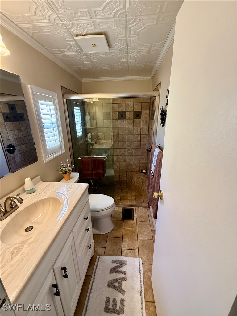 2 Bed ManufacturedHome for Sale in Naples, photo 10
