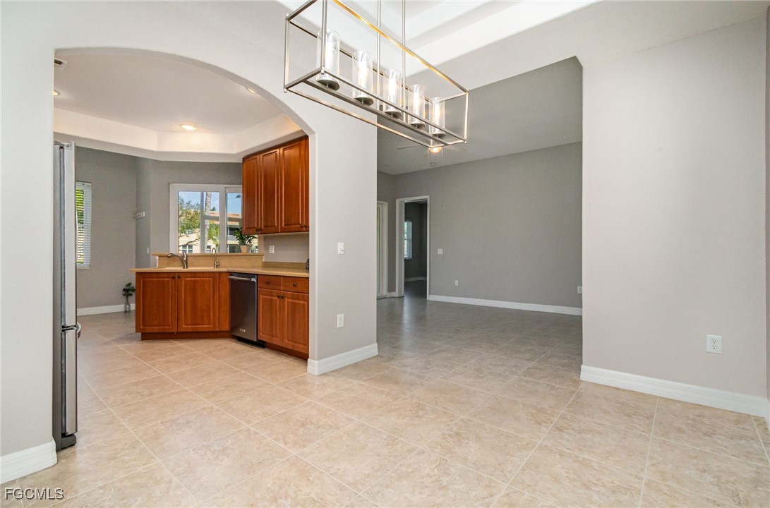 3 Bed Condominium for Sale in Jonathans Bay, photo 10