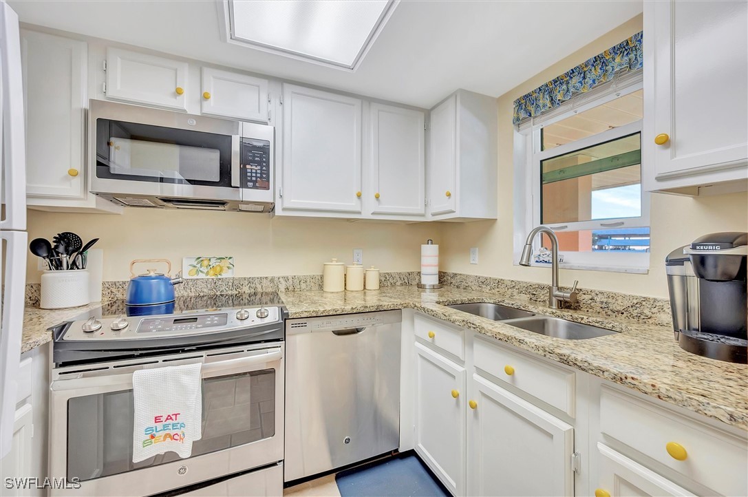 2 Bed Condominium for Sale in Marco Island, photo 10