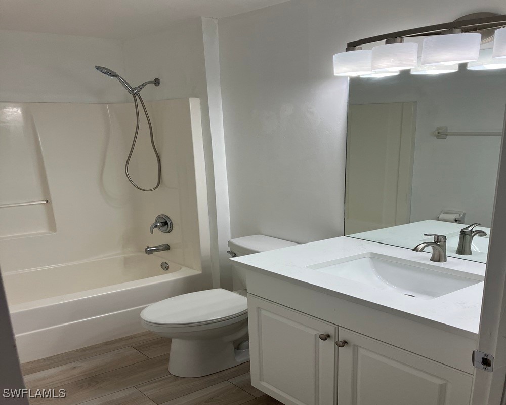 3 Bed SingleFamilyResidence for Sale in Spring Lakes, photo 10