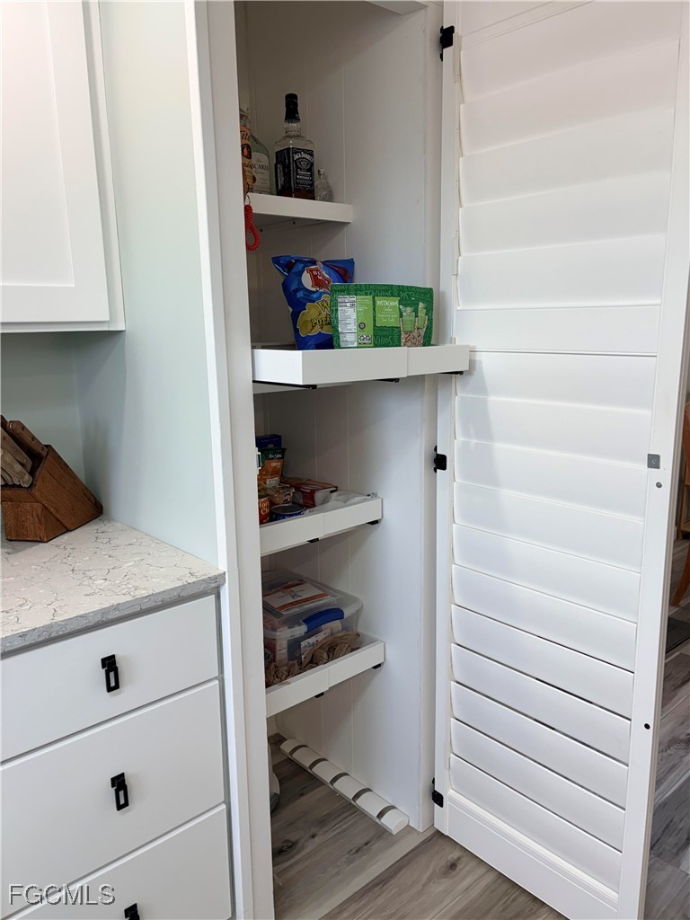 2 Bed ManufacturedHome for Sale in North Fort Myers, photo 10