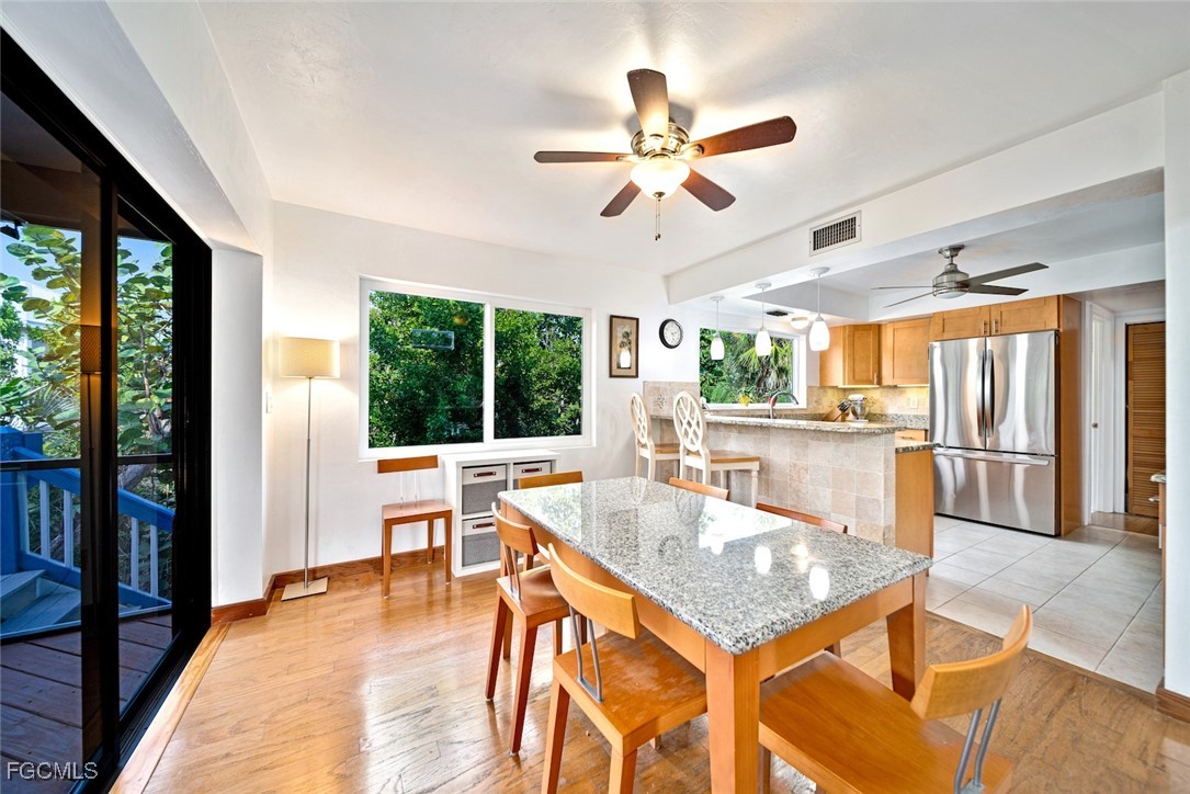 4 Bed SingleFamilyResidence for Sale in Sanibel Bayous, photo 10