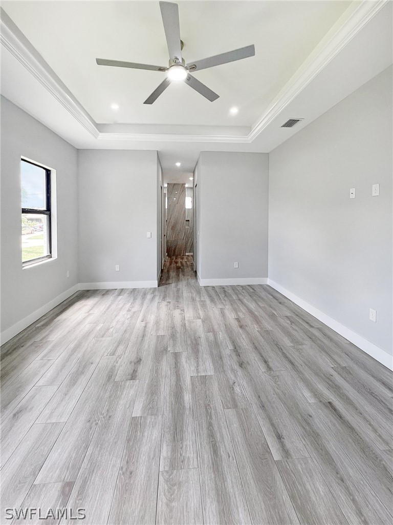 4 Bed SingleFamilyResidence for Sale in Lehigh Acres, photo 10