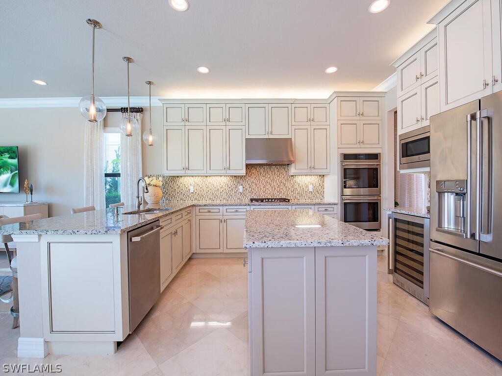6 Bed Pool Home for Sale in Stonecreek, photo 10