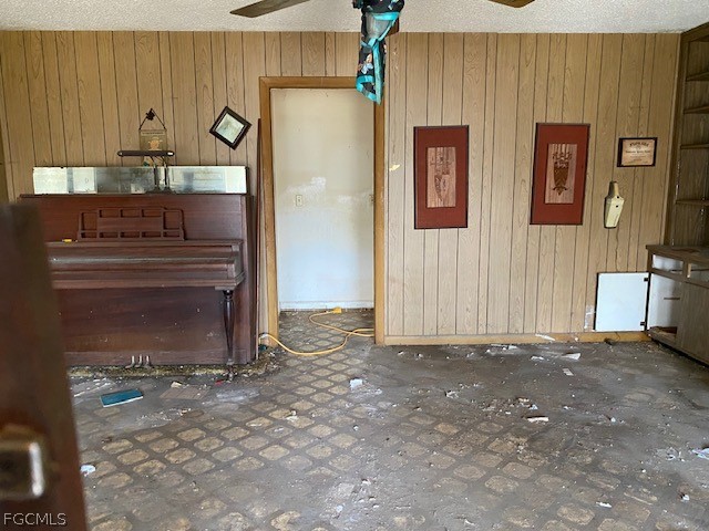 3 Bed Pool Home for Sale in Yacht Club, photo 10