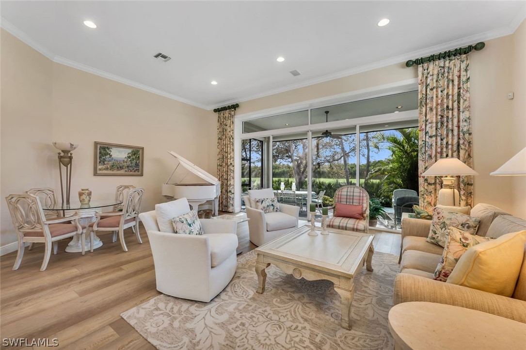 4 Bed Pool Home for Sale in Mira Lago, photo 10